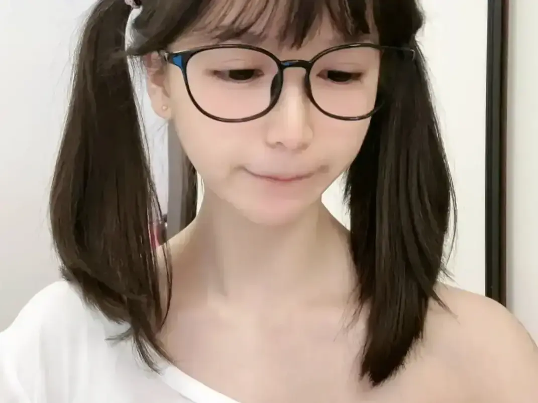 《萌小栖》天才交易员咯咯哒vlog原视频无删减全集免费观看-萌小栖高清资源完整版下载-纯净观影沉浸感拉满