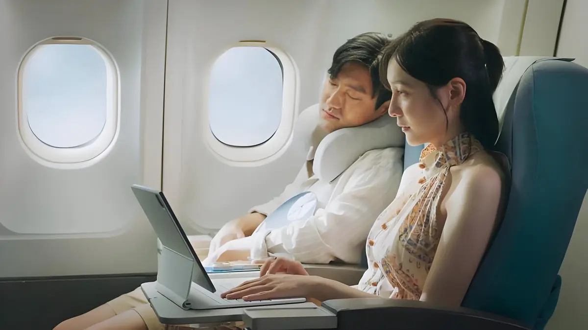 韩国电影《Flight to Paradise/极乐飞行》未删减完整版-《极乐飞行》HD高清画质免费观看-全网同步无广告在线播放