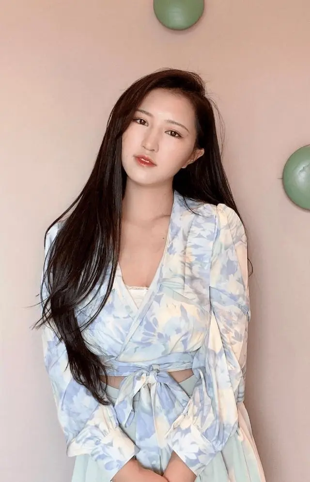 《沈樵》电影全集原版视频-高清HD在线观看-沈樵电视剧全集高清中文字幕-百度夸克网盘资源免费下载