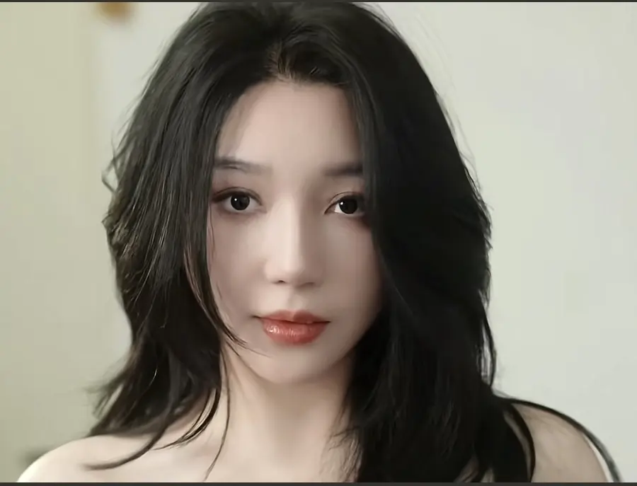 《三人行》资源下载-1080P高清画质看eily教母三部曲-三人行无删减完整版在线享