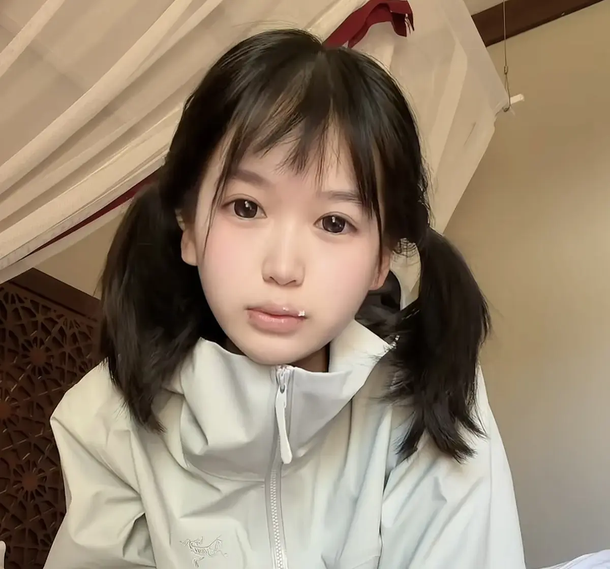 《萌小栖》高清完整版全集免费在线观看-天才交易员萌小栖1080P超清无删减播放-萌小栖蓝光HD夸克网盘迅雷下载